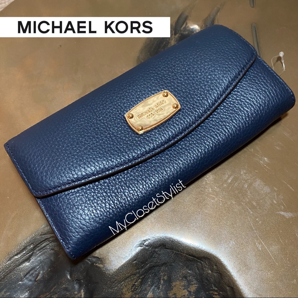 NEW Michael Kors Blue Pebbled Leather Continental Wallet w Concealed Zipper Flap